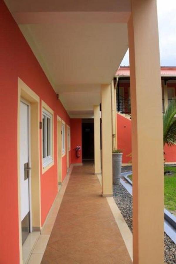 Hotel Chez Jimmy Port-Gentil Exterior photo